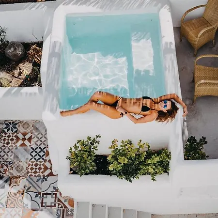 Summer Lovers * Akrotírion