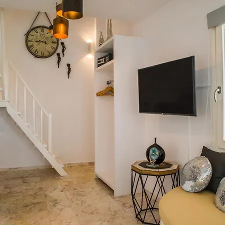 Summer Lovers * Akrotírion