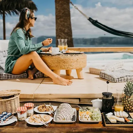 Summer Lovers * Akrotírion