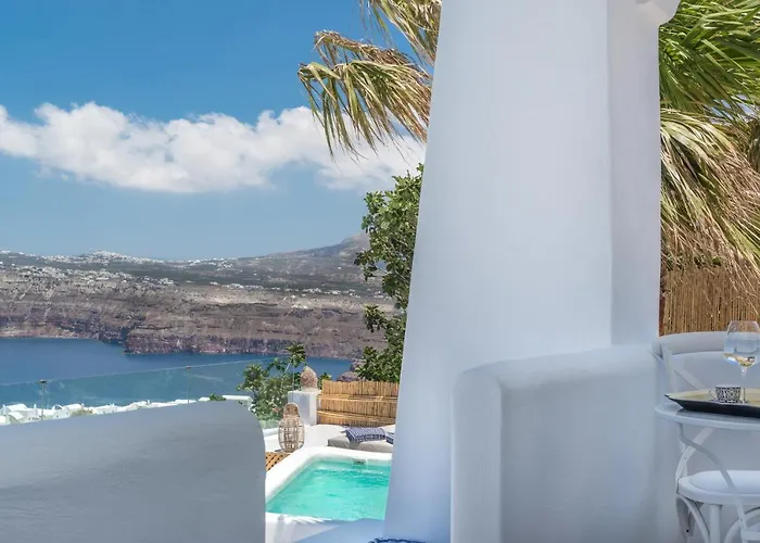 Summer Lovers Акротири